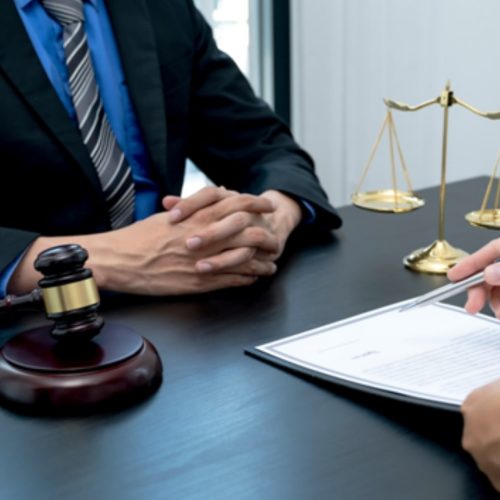3 Things Property Lawyers Should Know About Online Consultation